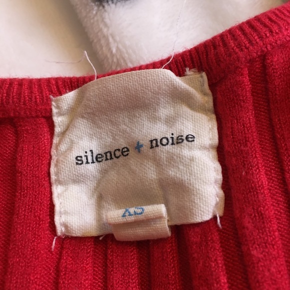 Urban Outfitters - silence + noise - Red Ribbed Cropped Tank Top - Picture 3 of 4